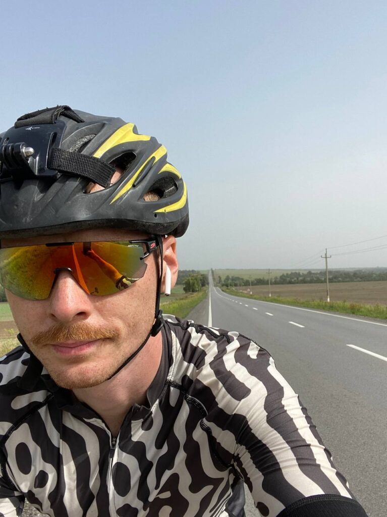 Програміст проїхав 540 км на велосипеді, щоб побачити Нікополь - 3 зображення