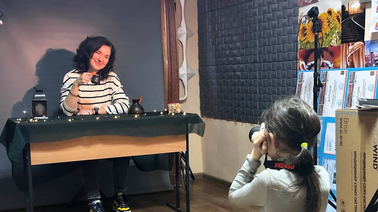 "Сумую за домом, своєю кімнатою і татом"